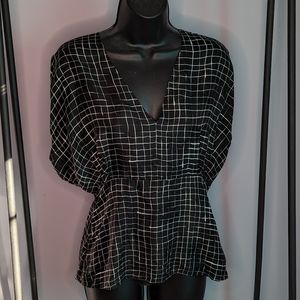 Theory V neck sleeveless kimono pleat top neutral grid silk blouse size medium